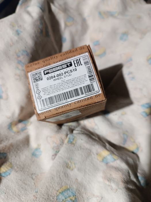 Шпилька колеса Ниссан Инфинити