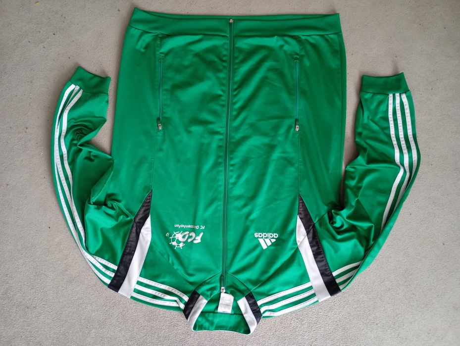 Брендова спортивна кофта на замку Adidas. Розмір L/XL.