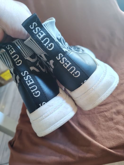 GUESS buty sportowe 36,5