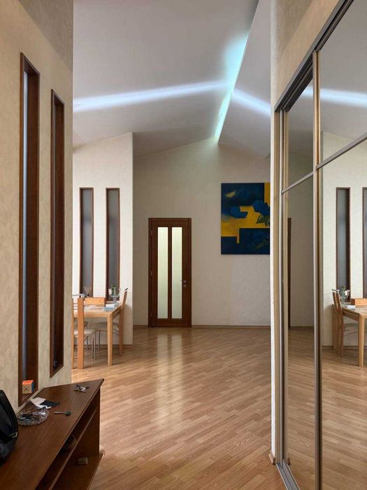 Продам 3к квартиру в центре Днепра. ЖК Созидатель .