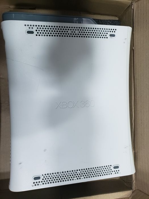 Приставка Xbox 360