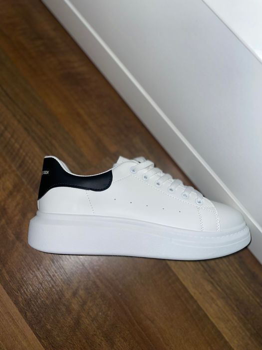 Alexander McQueen ( número 40)