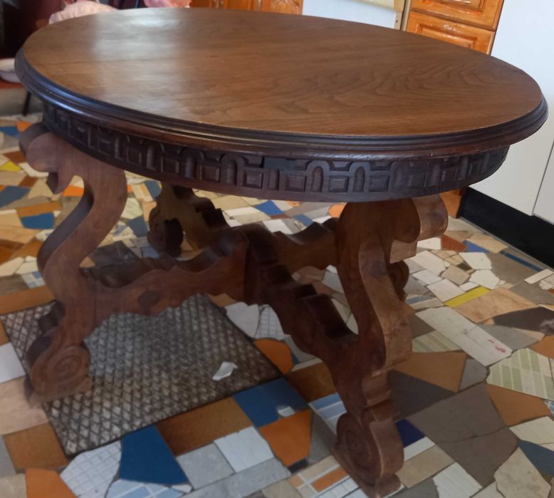 Mesa de madeira extensivel antiga