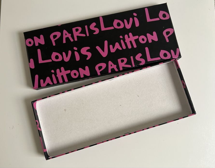 Pudelko od rekawiczek Louis Vuitton