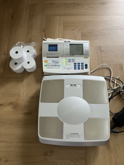 Profesjonalny analizator składu ciała TANITA SC-330 – kompletny zestaw!