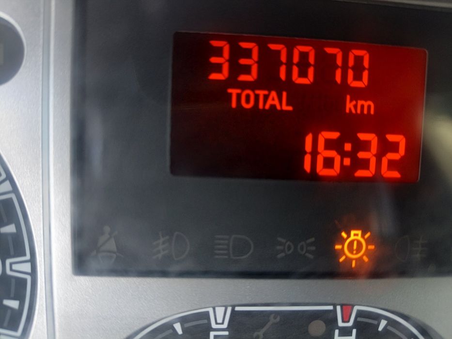 Ивеко дейли 50С15