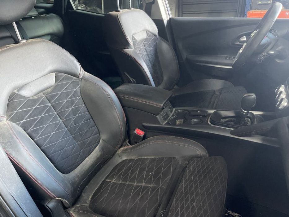 RENAULT KADJAR 1.3 TCE 140 CV BLACK EDITION DE 2020 PARA PEÇAS