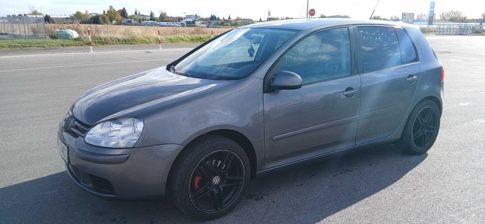 Volkswagen Golf V