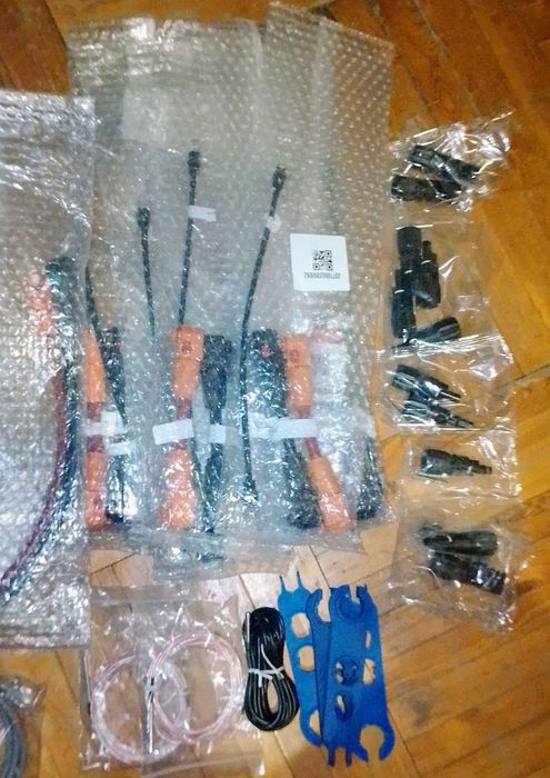 Deye силові кабелі АКБ, коннектори,патч корди