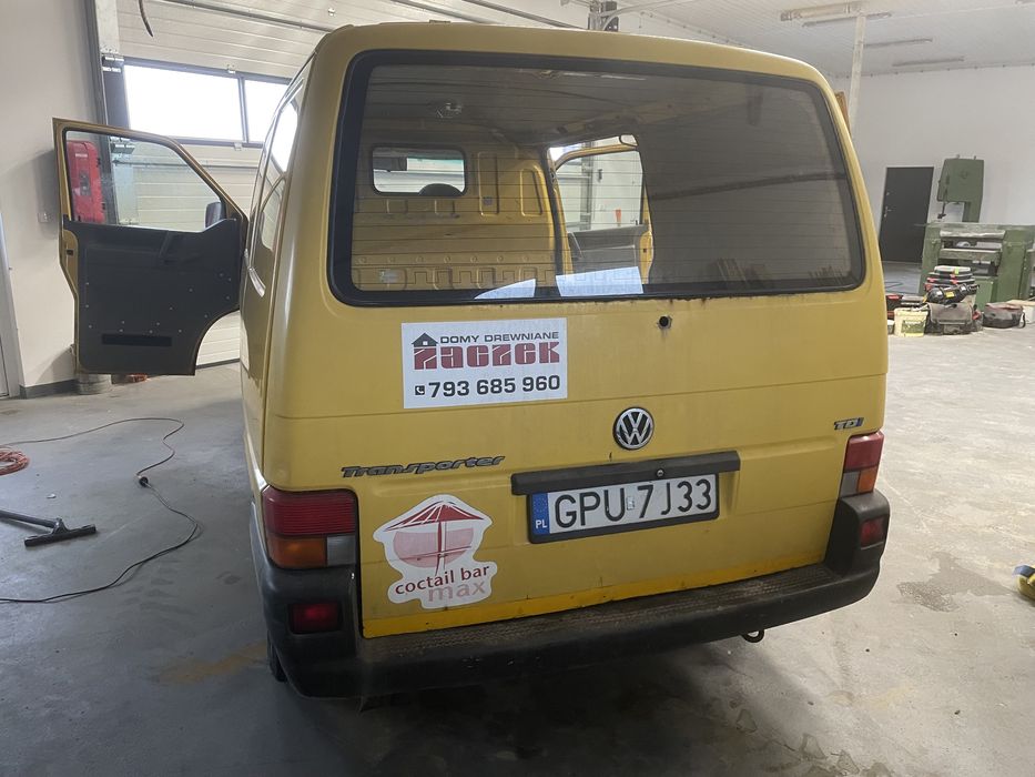 Vw transporter rok 2003