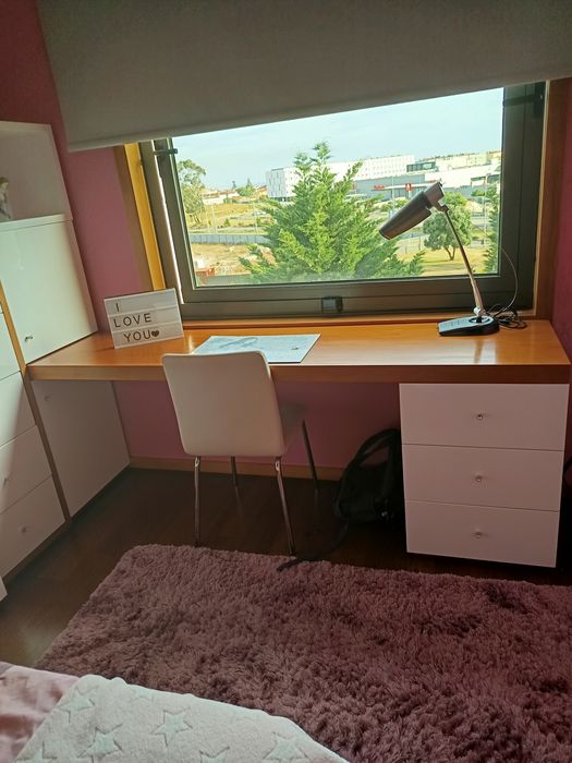 Mobília de quarto seminova