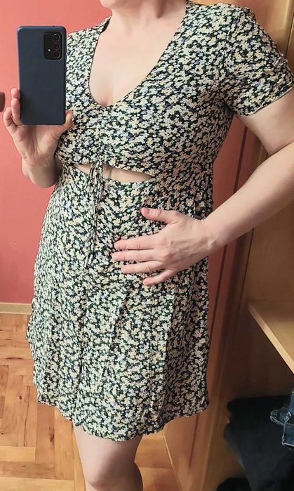 Sukienka clockhouse w kwiatki, nowa,