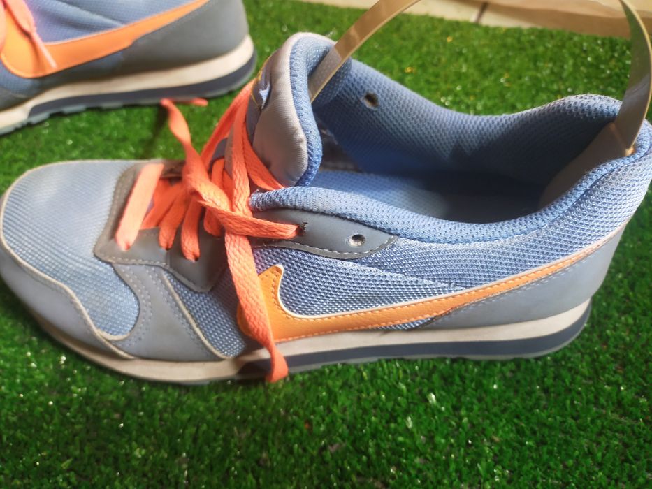 Nike damskie 38 (24 cm )