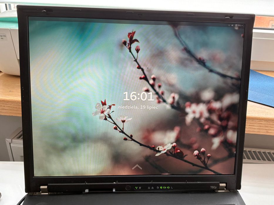 IBM ThinkPad T60p, 2GB RAM, 15” UXGA (1600x1200), Intel T2600, HDD 100GB 7200rpm