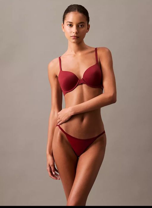 Бюсгалтер Calvin Klein 36B