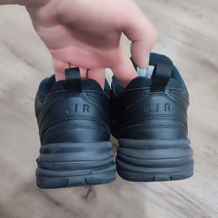 Кросівки Nike Monarch IV  46 розмір