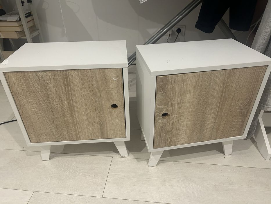 Dwa stoliki szafki nocne za 100 zl !