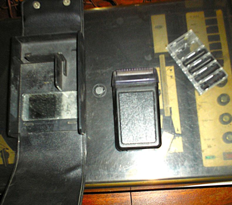 електробритва у неробочому стані