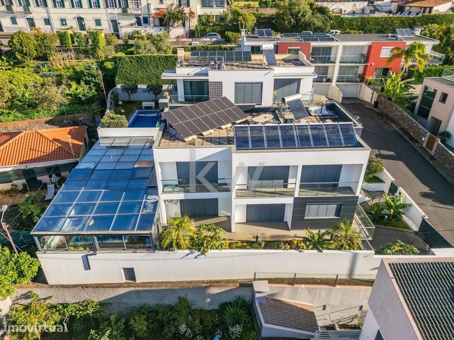 Luxuosa Moradia T3 - Funchal - Rochinha