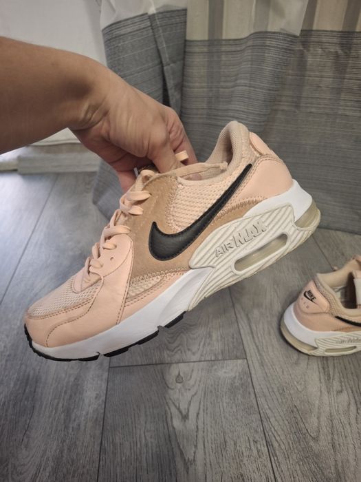Кроссовки Nike оригінал