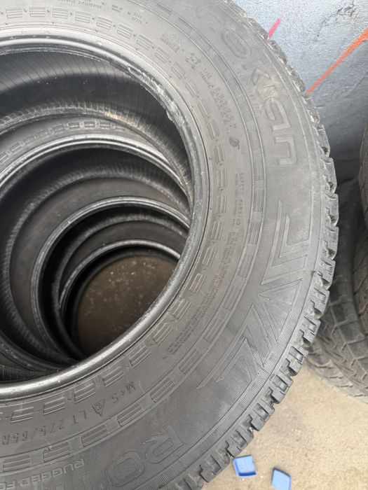 Nokian Rotiva AT Plus  275/65/R18