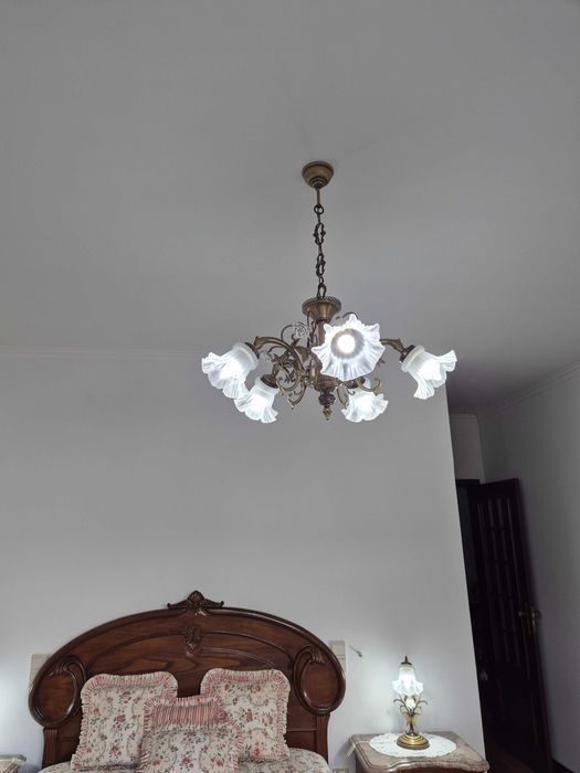 Mobília completa de quarto de casal