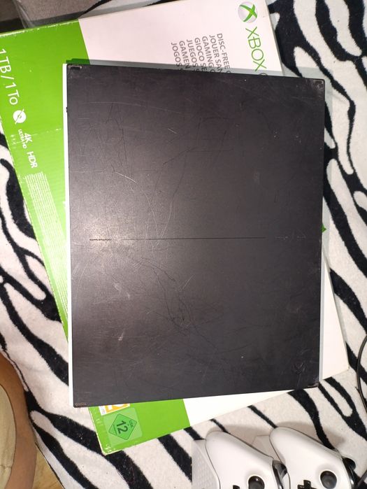 PlayStation 4 2xpad gry