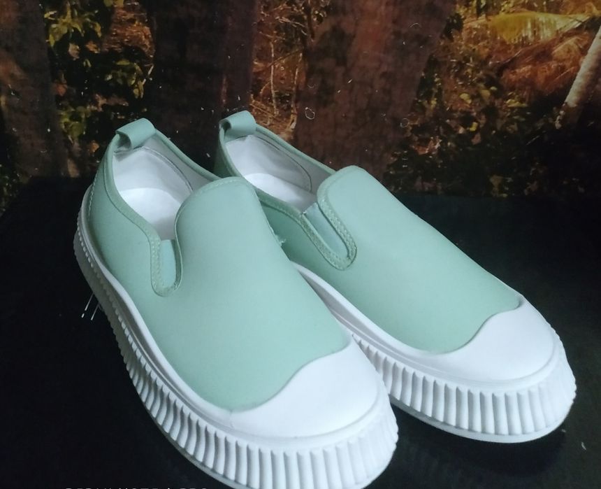 Кеды ,слипоны  мятного цвета