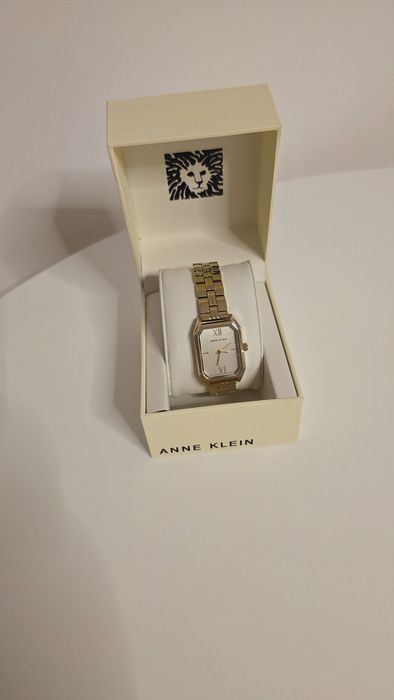 Оригінальний жіночий годинник Anne Klein AK3774BKGB/AK3774CHGB