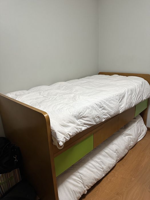 Camas de solteiro beliche (MADEIRA MACIÇA)