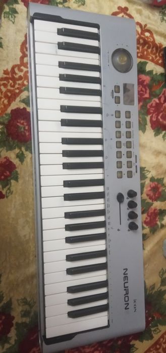 Midi-клавиатура icon neuron 5