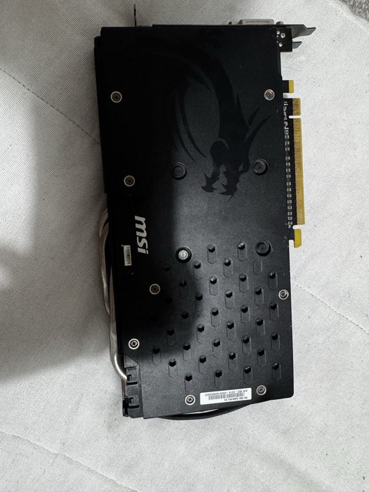 Placa grafica gtx 96064172187304451122