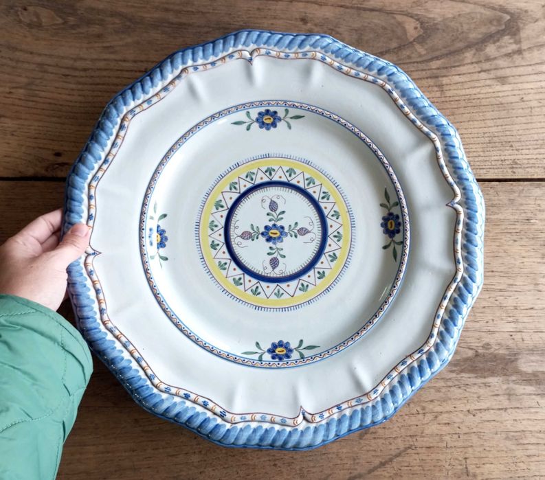 Antigo prato em faiança Carvalhinho Porto 39 cm