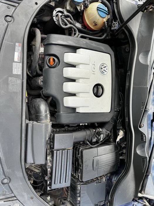Volkswagen pasat b6 2.0 TDI 6 ст.