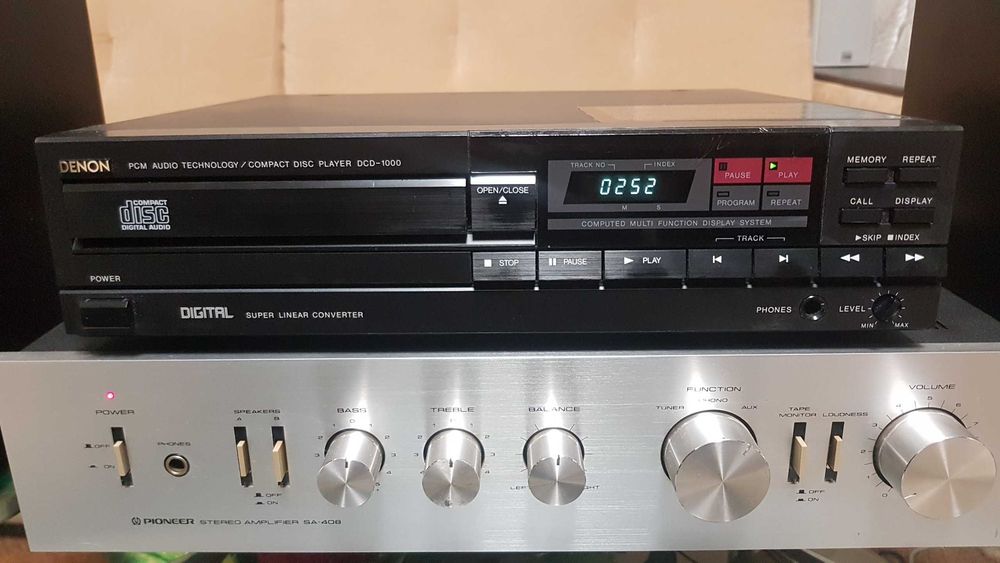 Проигрыватель CD  Denon DCD-1000 made in Japan/Japon