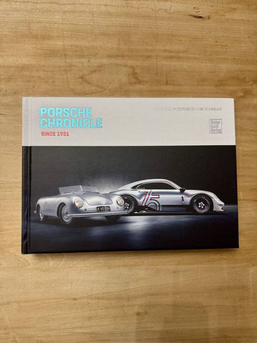 Книга Porsche Chronicle Хроніка Порше