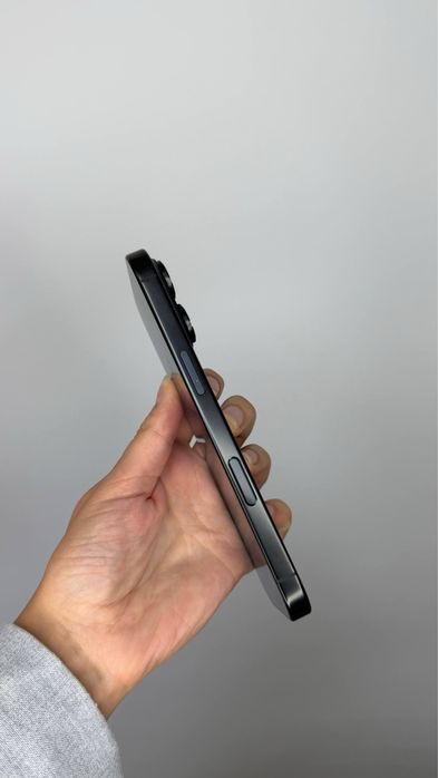 Apple iPhone 16 Pro 128GB Black Titanium 90% Neverlock