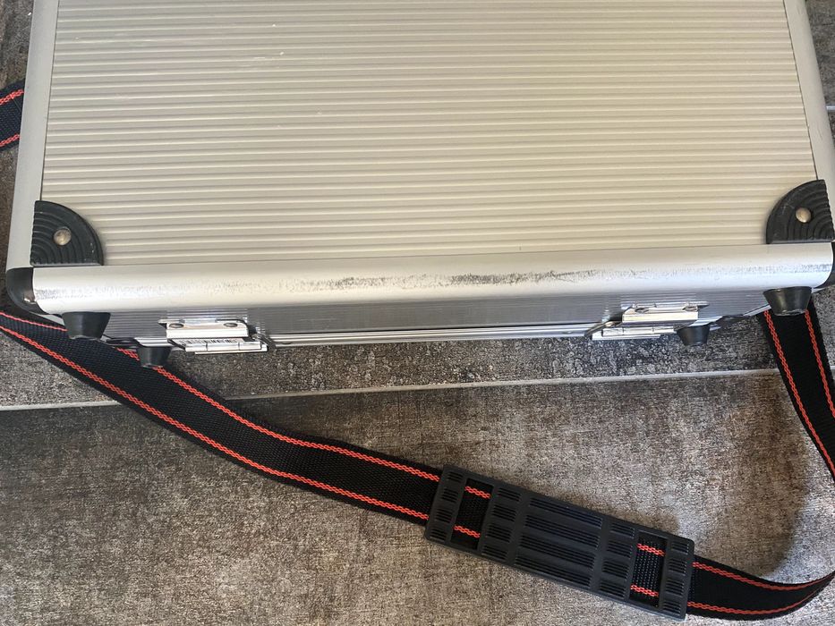 Kit de medicina dentária (mala com vários materiais de endodontia)