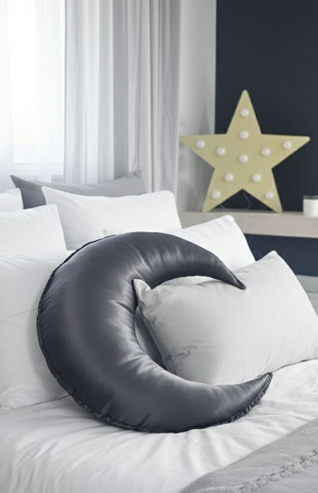 Piękna Poduszka Księżycowa