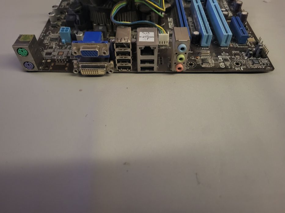 Płyta Główna Asus P7H55-M LX +i3 gen 1 + 8 GB + Radiator