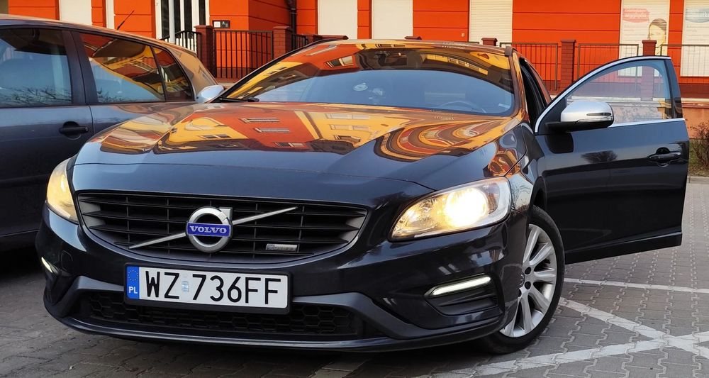 Volvo V60 Volvo R-DISAGNE 2015