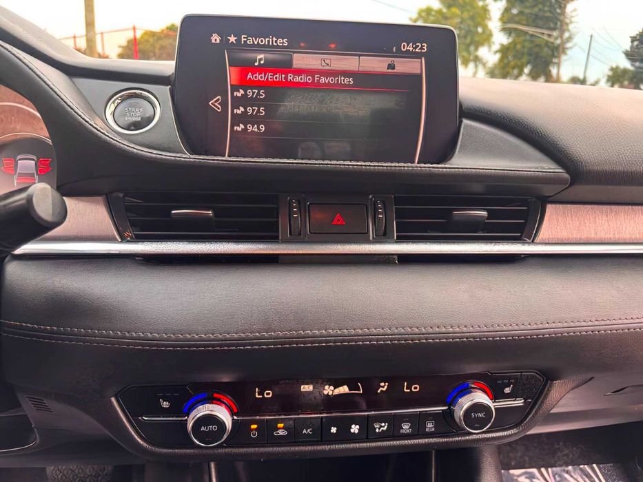 Mazda 6 Signature      2018