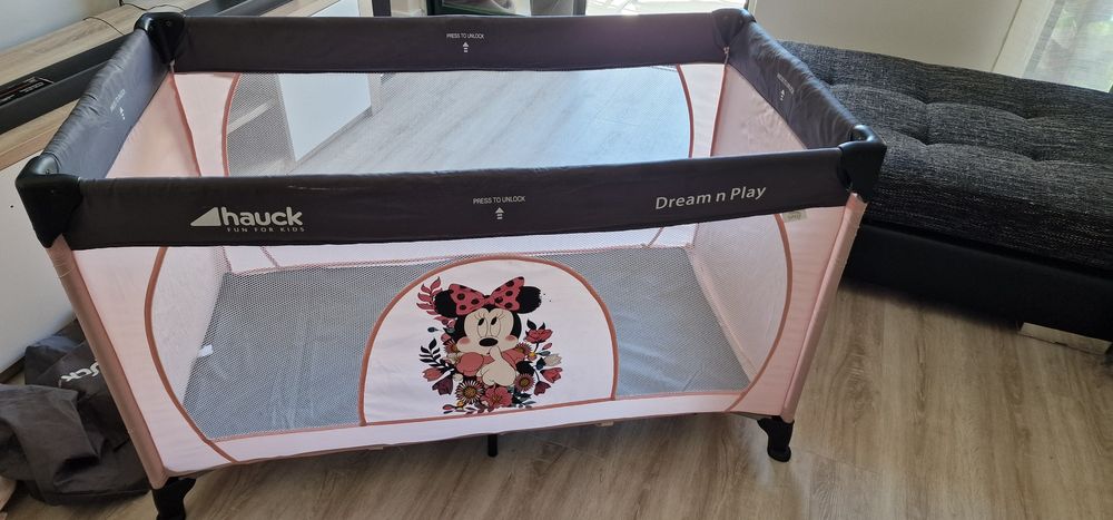 Baby travel cot for sale (negotiable, low price)