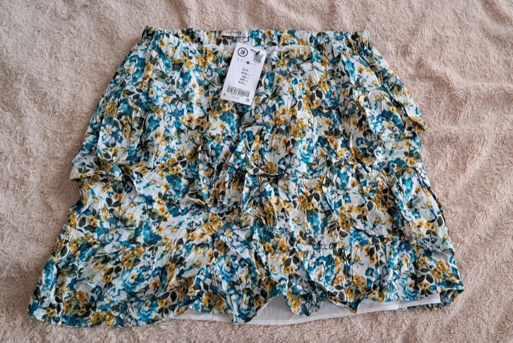 Zestaw bluzka z lnem i spódnica kaskadowa r.38, Orsay