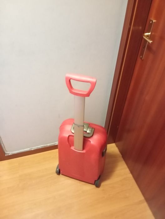 Vendo mala de viagem, mala de cabine