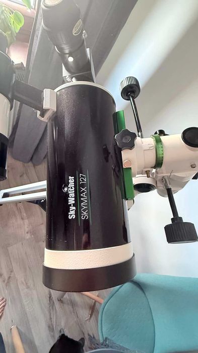Teleskop MAK 127 Sky-Watcher + montaż EQ3-2 + napęd 1-oś (stan bdb) + dodatki