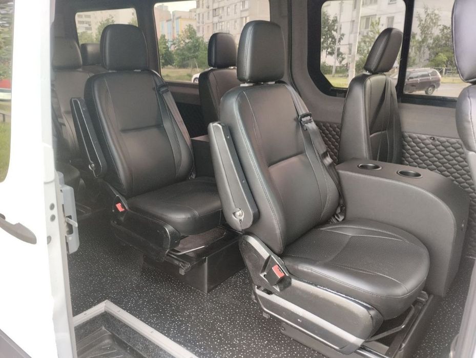 Mercedes Sprinter 319