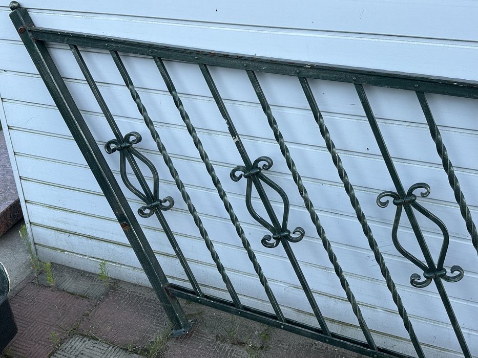Balustrady barierki masywne kute ręczna robota stan bardzo dobry