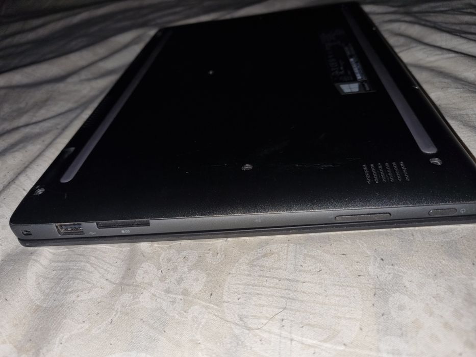 Dell 3379 2в1 трансформер i5 6300u 8gb ddr3l