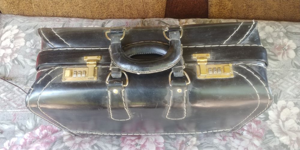 Сумки, барсетки,